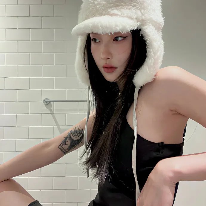穿越橄榄树林
